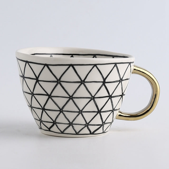 Tasses en céramique géométriques peintes à la main avec anse en or