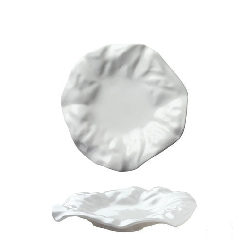 Vaisselle en céramique française blanche de forme irrégulière