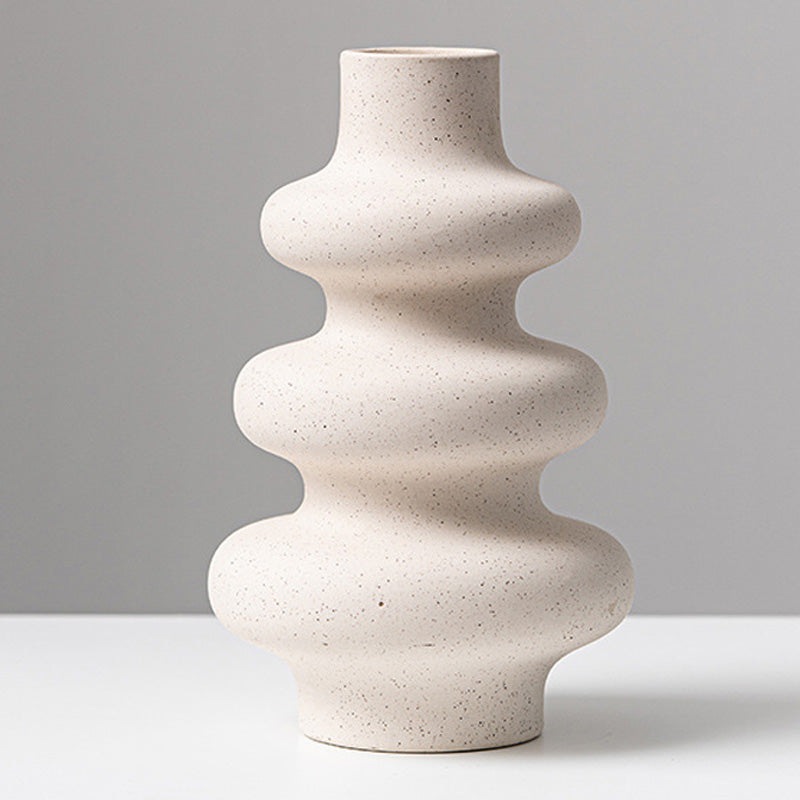 Vase nordique en céramique beige douillet